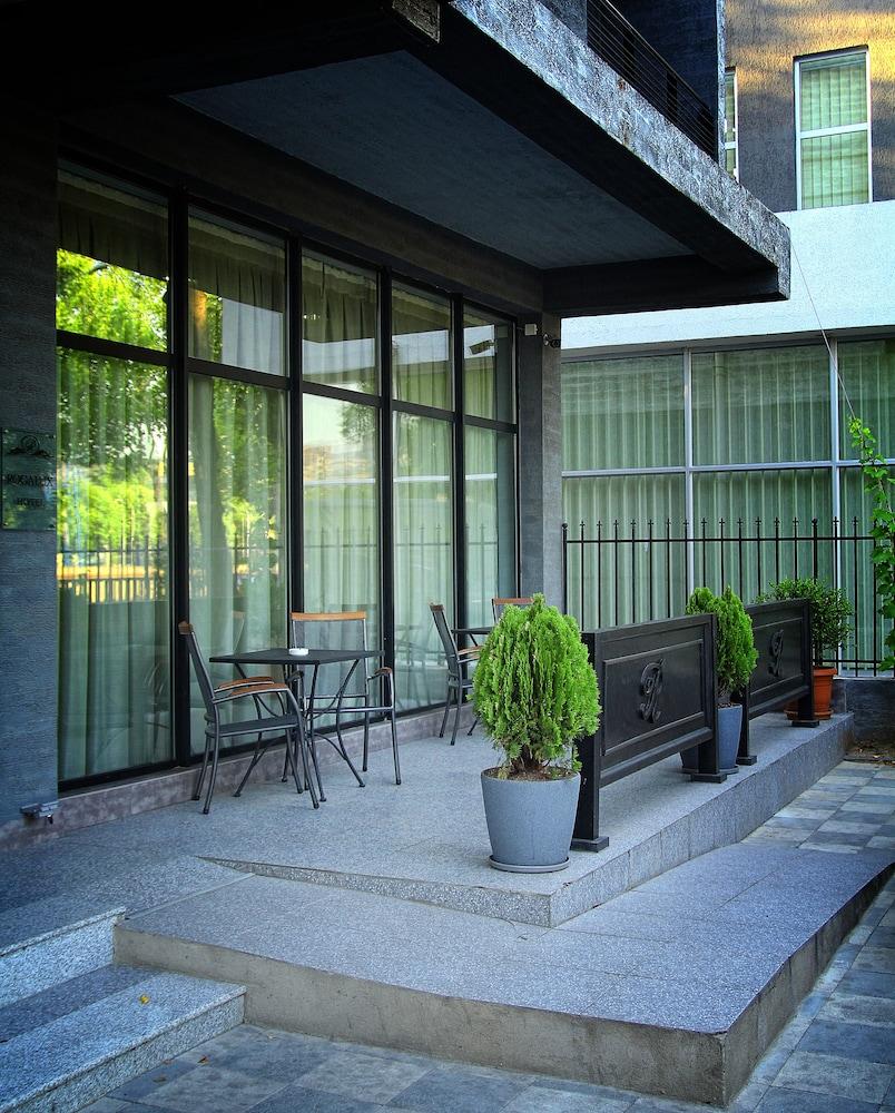 Rogalux Blue Tbilisi Exterior foto